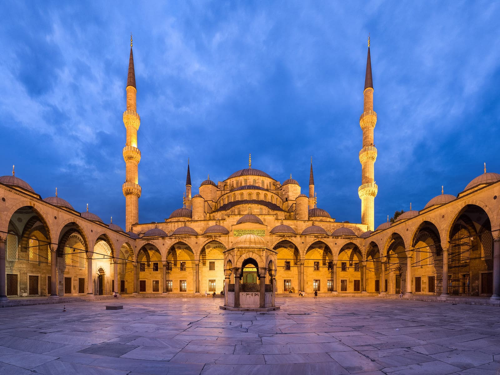 المسجد الأزرق